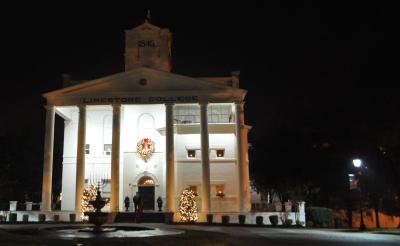 "Christmas On Campus" Attracts Large Crowd To Limestone