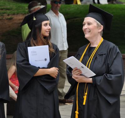 Patti McCraw Realizes Dream Of A Limestone College Degree