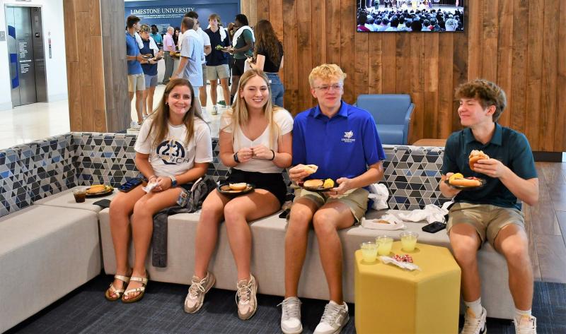 Students having lunch in Hines and Riggins Center
